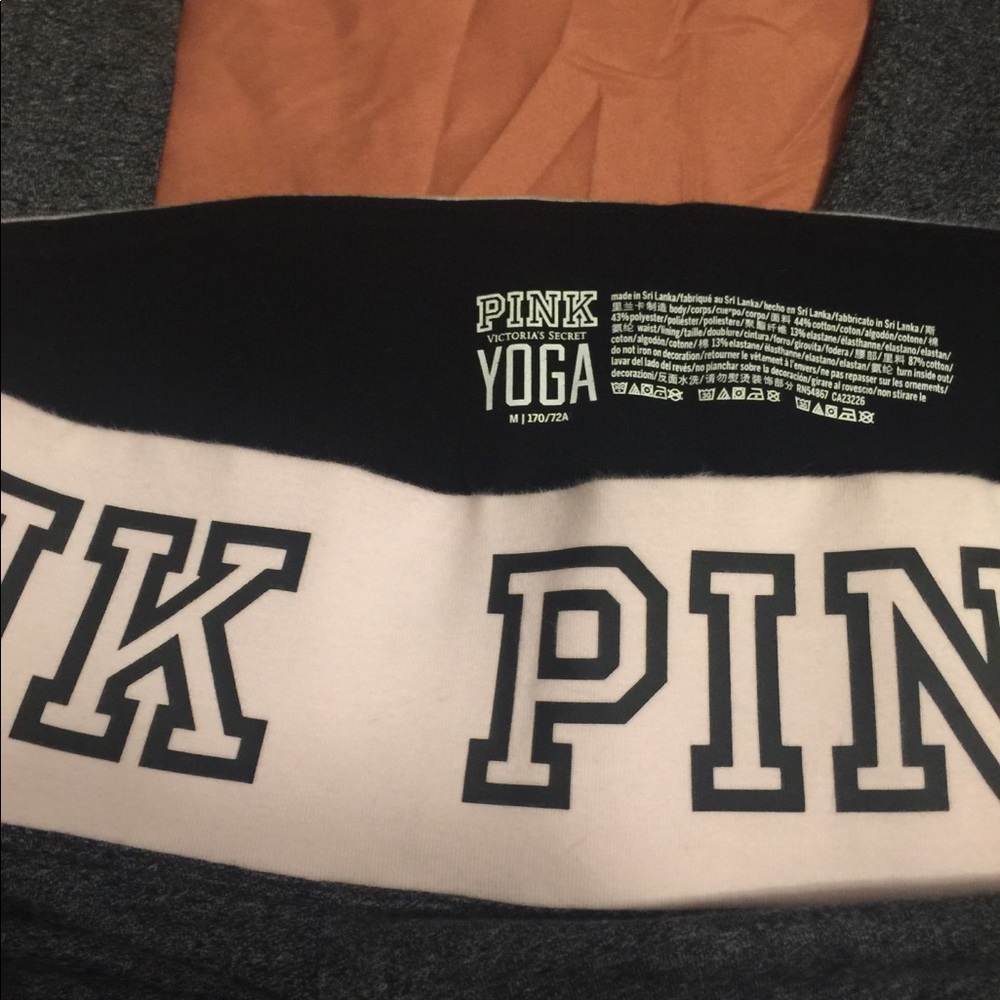 Victoria Secret leggings. Size M - Picture 3 of 4